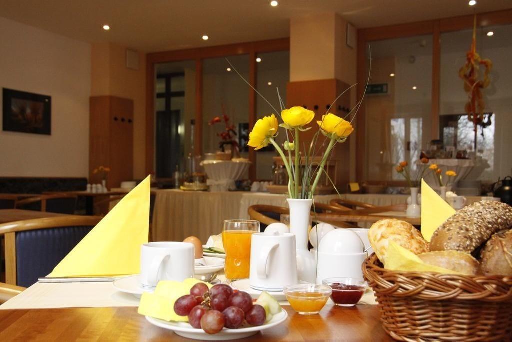 Prima Hotel Havelland Groß Kreutz Extérieur photo