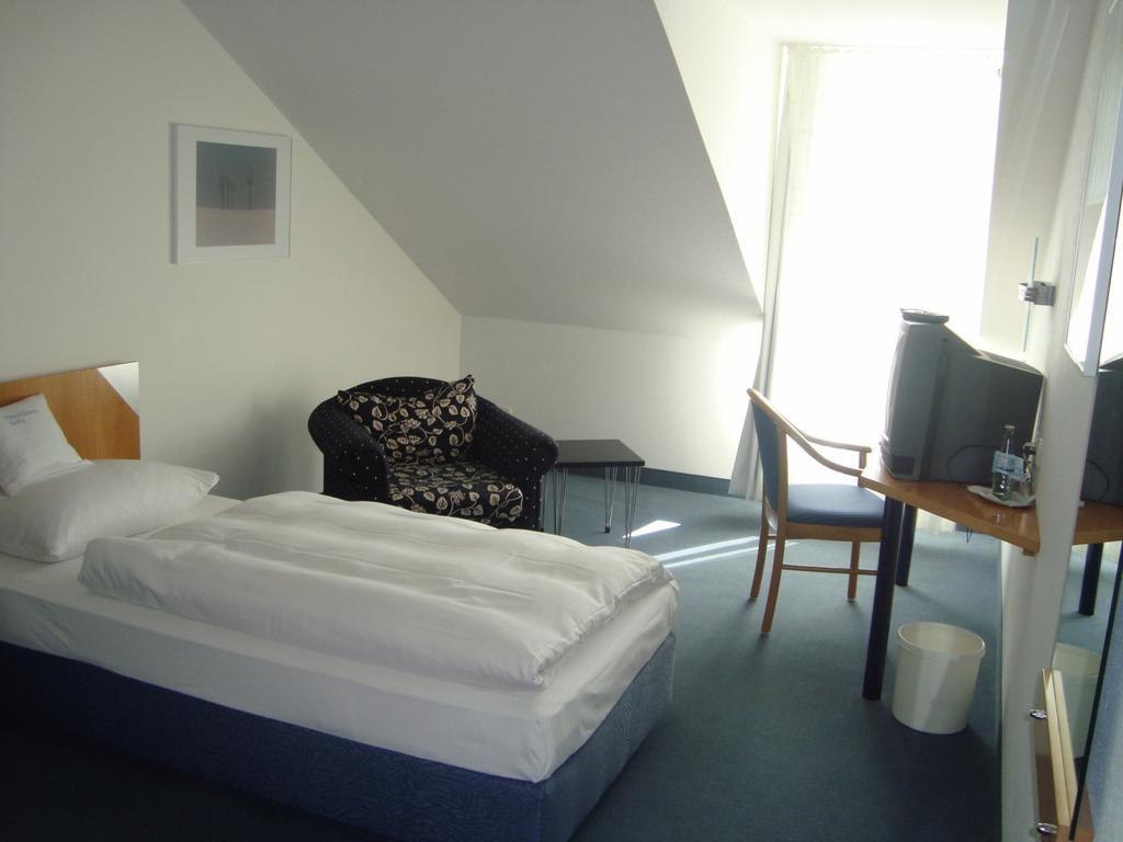 Prima Hotel Havelland Groß Kreutz Extérieur photo